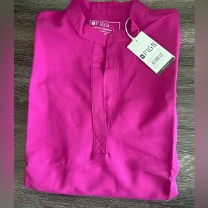 FIGS women's Raspberry Sorbet Rafaela™ - Oversized Scrub Top - M